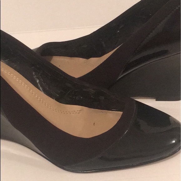 Ellen Tracy Patent Leather Wedge Pumps - Picture 7 of 13